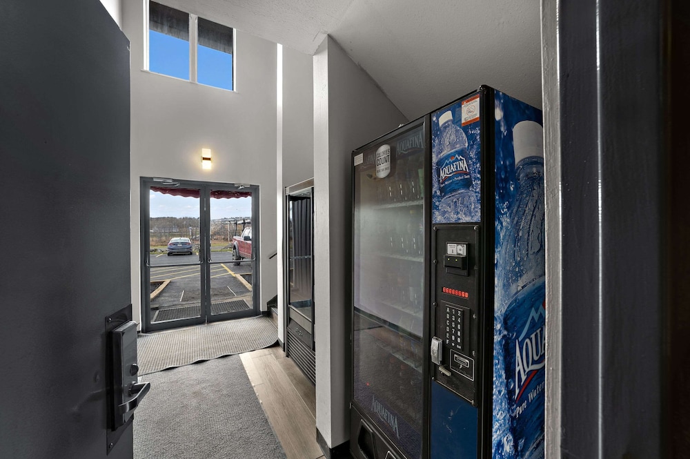 Quality Inn & Suites Caribou - photo 50
