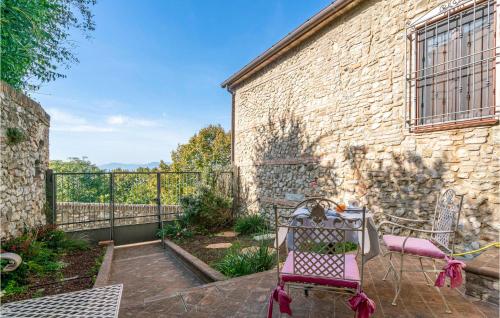 2 Bedroom Cozy Apartment In Verucchio — 4-Star Luxury Hotel in Verucchio, Italy