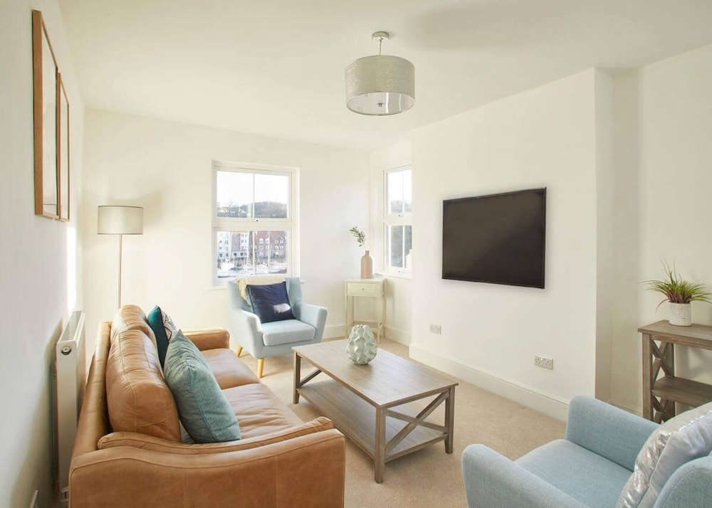Host & Stay Osborne House