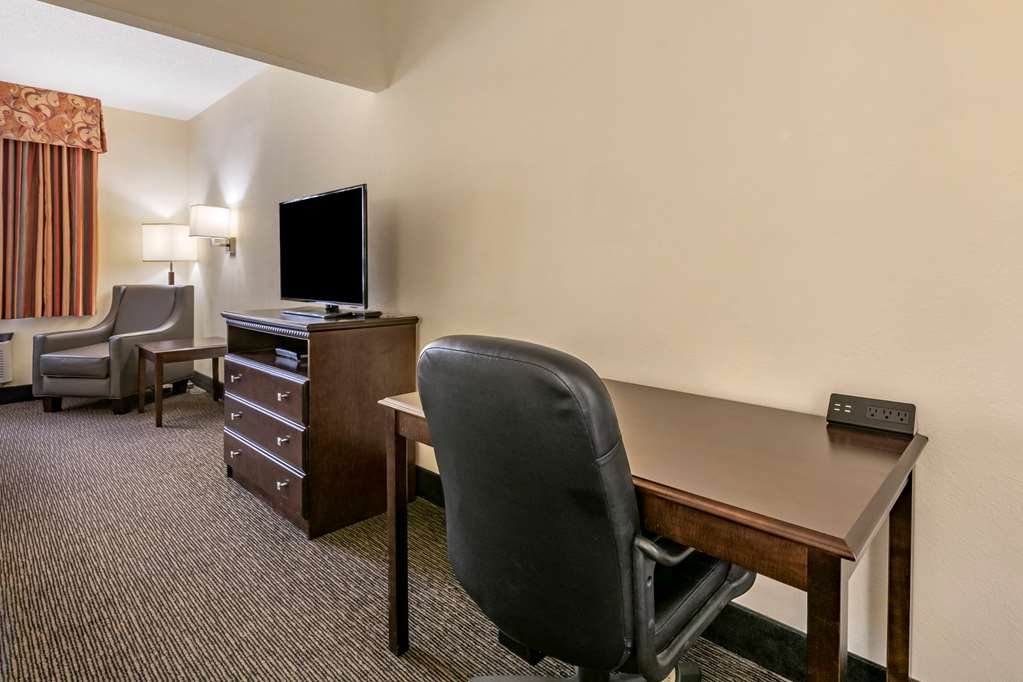 Best Western Gateway Grand - photo 21