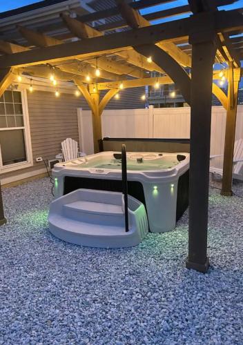 Perfect 5 Star Beach Block with Hot Tub in Atlantic City, United States