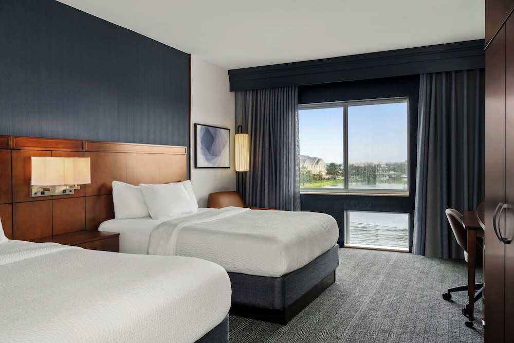 Courtyard by Marriott Evansville East - photo 12