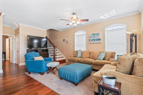Spectacular Oversized Beach Home at Ocean Lakes Perfect for 10 T36 — 4-Star Luxury Hotel in Myrtle Beach, United States
