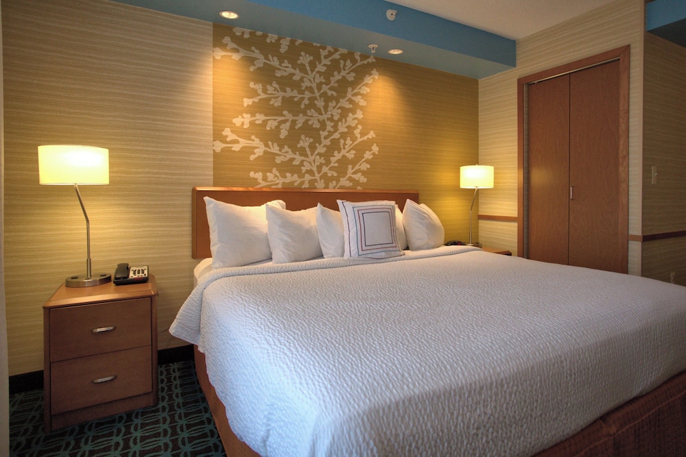 Fairfield Inn & Suites by Marriott Edison South Plainfield - photo 13