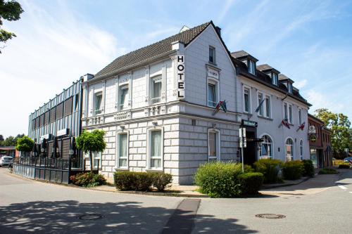 Airport Hotel Jagerhof Weeze — Weeze