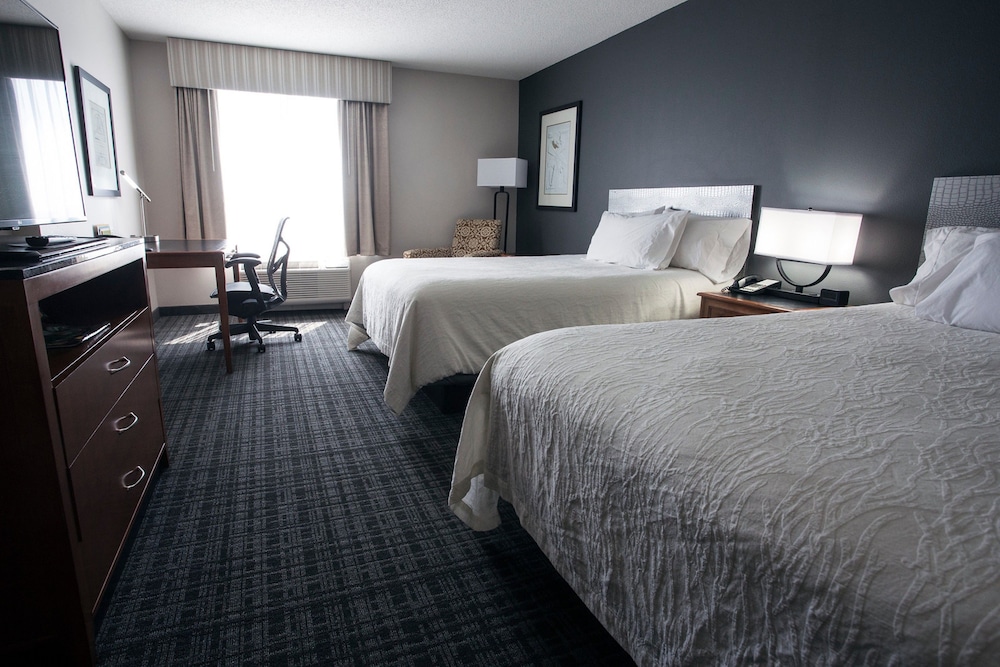 Hilton Garden Inn Louisville Airport - photo 10