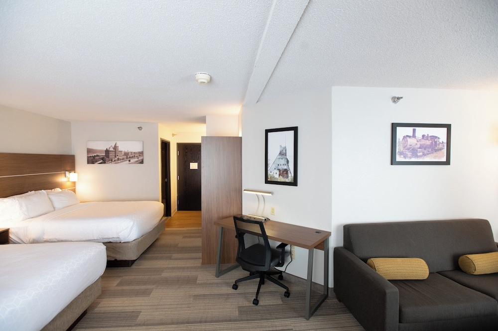 Holiday Inn Express Houghton Keweenaw by IHG - photo 31