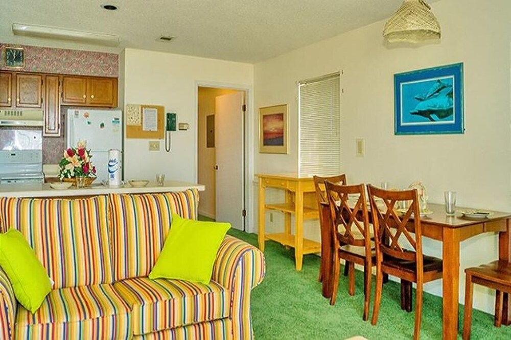 Emerald Shores Resort 2001 627850 by RedAwning - photo 13