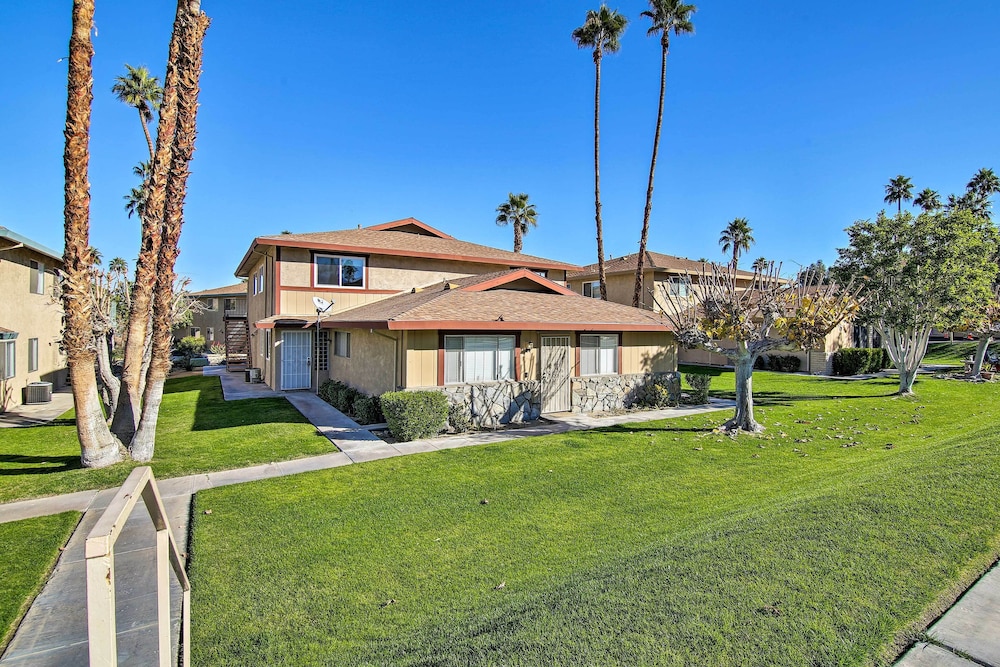 Palm Desert Resort style Living: Dog Friendly - photo 24