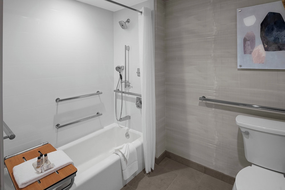 Delta Hotels by Marriott Santa Clara - photo 28