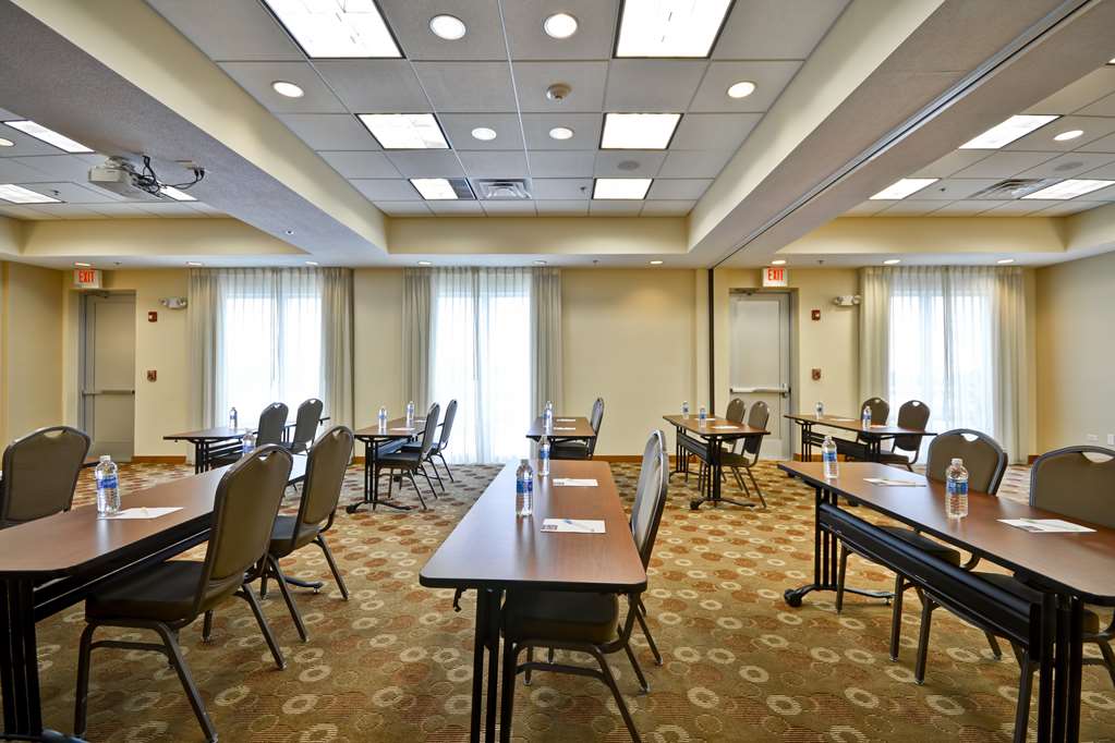 Hyatt Place Chicago Naperville Warrenville - photo 28
