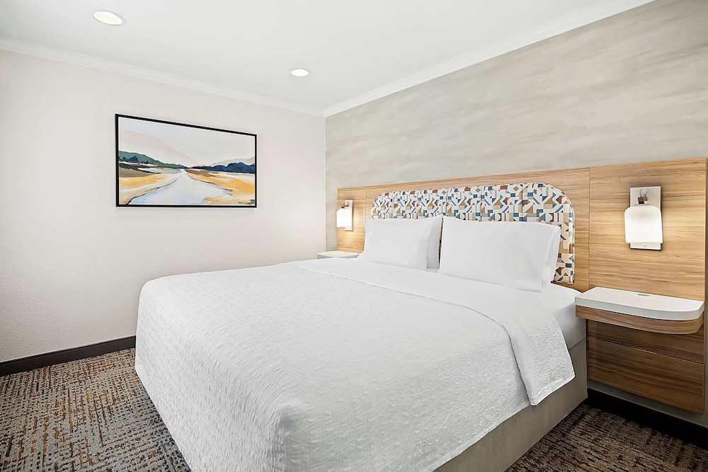 Hampton Inn Morgan Hill - photo 10