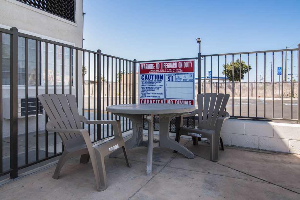 Motel 6 Moreno Valley Riverside March Air Base - photo 9