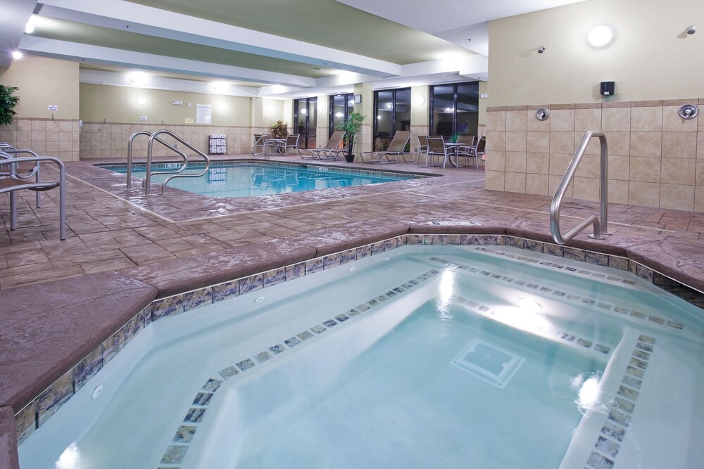 Holiday Inn Express Hotel & Suites Richfield by IHG - photo 26