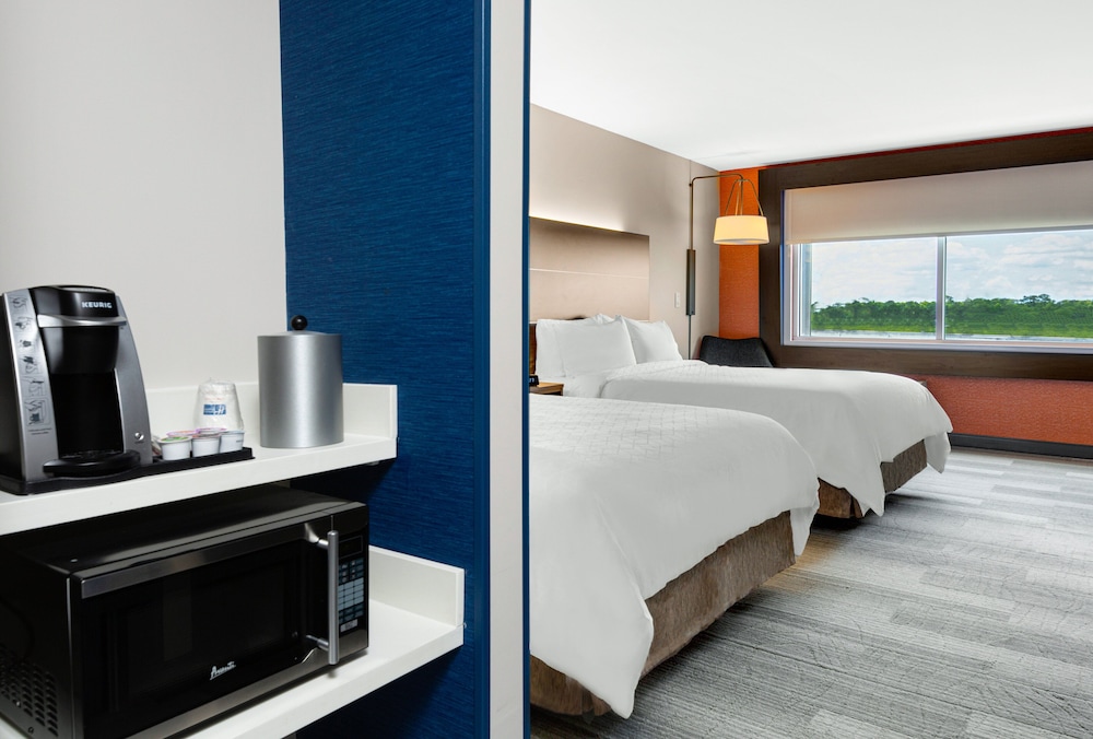 Holiday Inn Express & Suites Sanford Lake Mary by IHG - photo 17