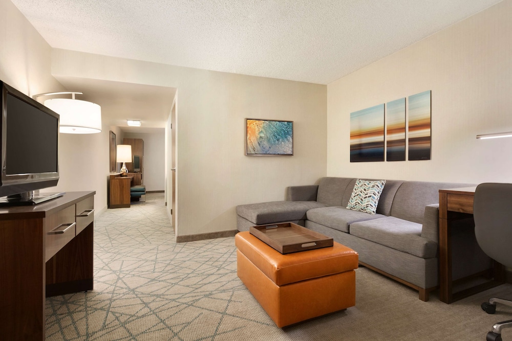 Embassy Suites by Hilton San Luis Obispo - photo 22