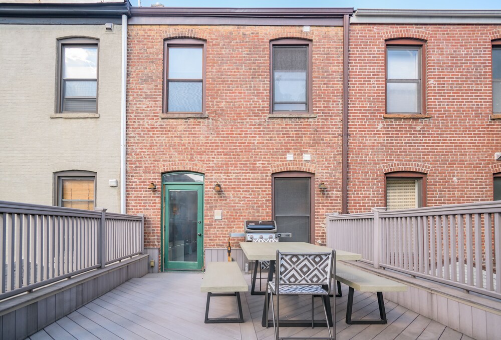 Deedee's Brownstone Van Vorst Park - photo 40