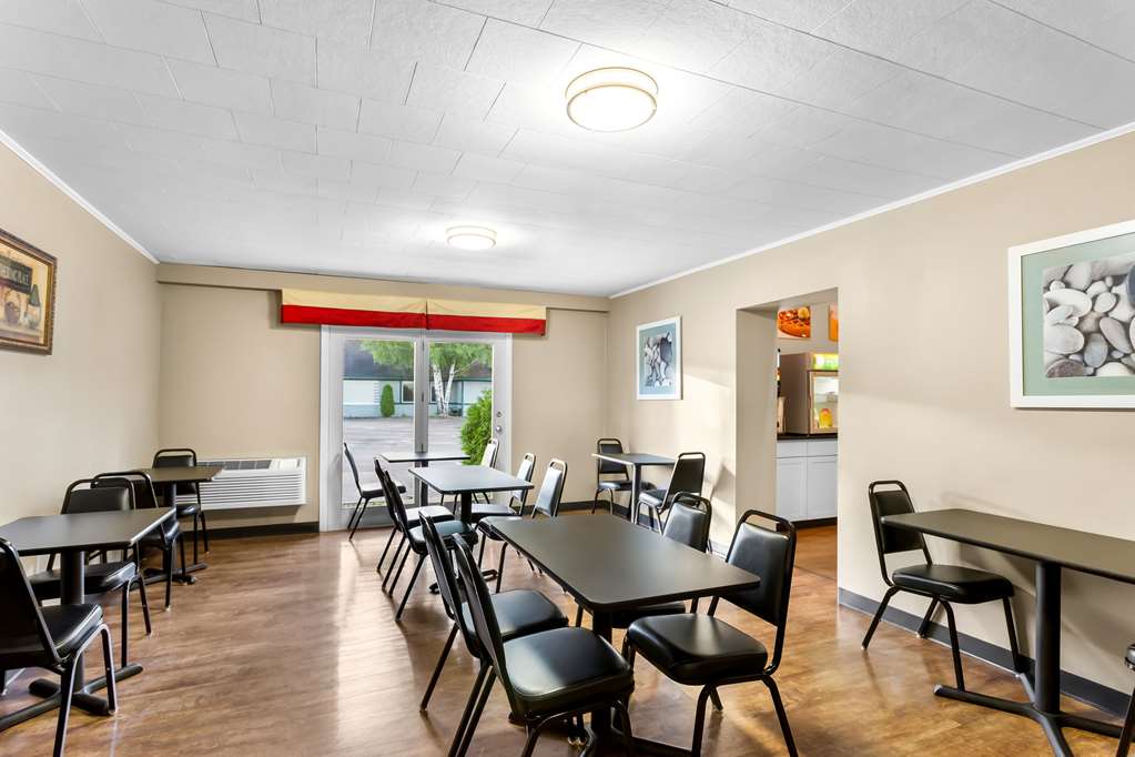 Quality Inn & Suites Gorham Riverside - photo 50