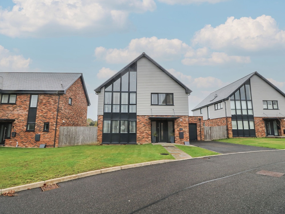 Low Tide Loft in Freshwater, United Kingdom