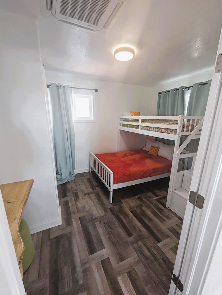 Little Canyon Inn - photo 16