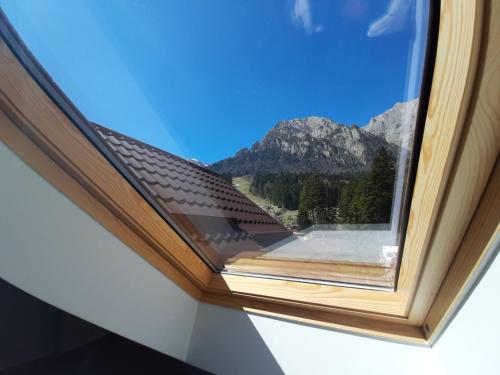 Kalinderu Skier's Apartament Bellevue — 4-Star Luxury Hotel in Busteni, Romania