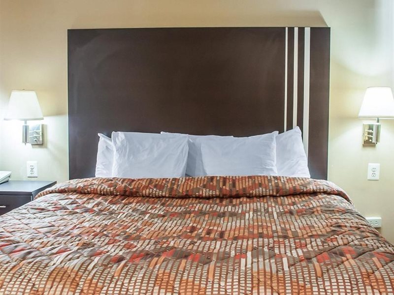 Amherst Inn & Suites - photo 10