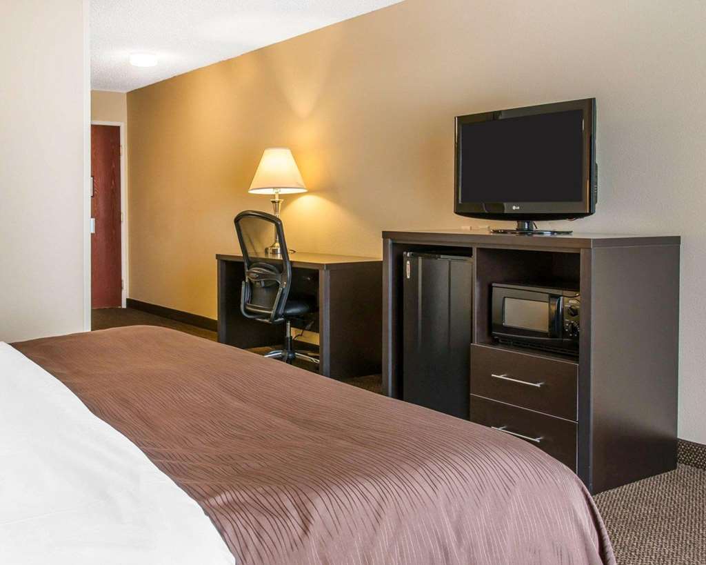 Quality Inn & Suites Niles - photo 14