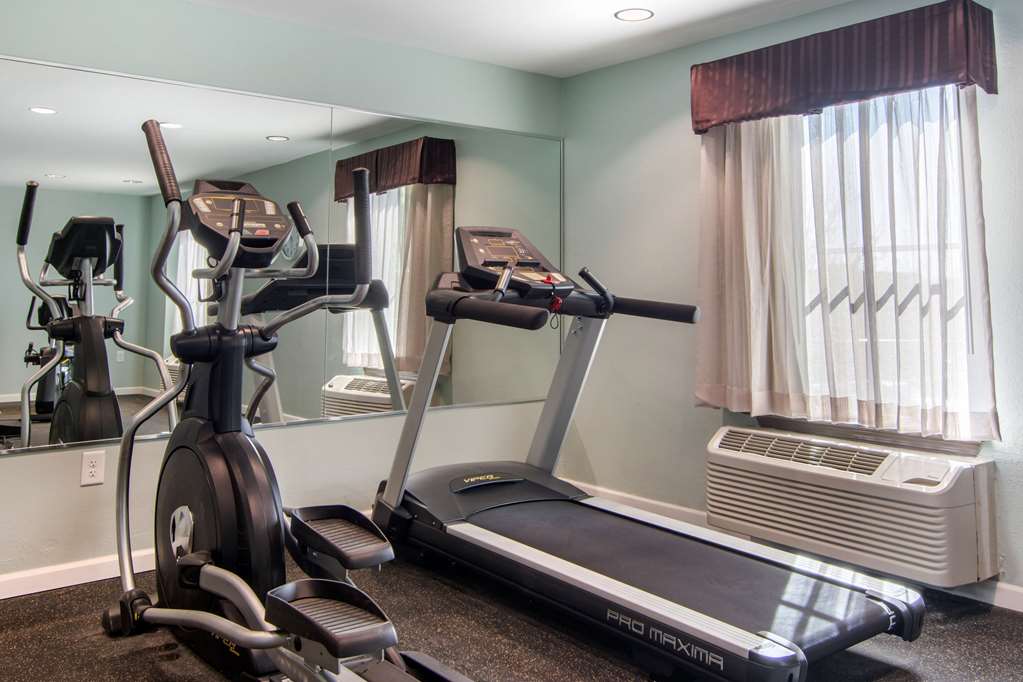 Clarion Inn & Suites Atlanta Downtown - photo 30