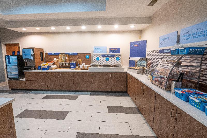 Holiday Inn Express Hotel & Suites Goshen by IHG - photo 22