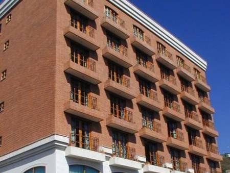 Hotel Dinastia Real by DOT Urban in Duitama, Colombia