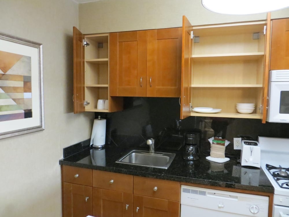 7 Springs Inn & Suites - photo 18