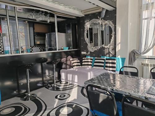 Comfortable Apartment In The Old Tbilisi