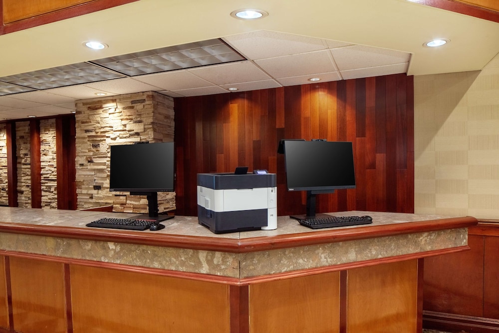 DoubleTree by Hilton Cherry Hill Philadelphia - photo 38