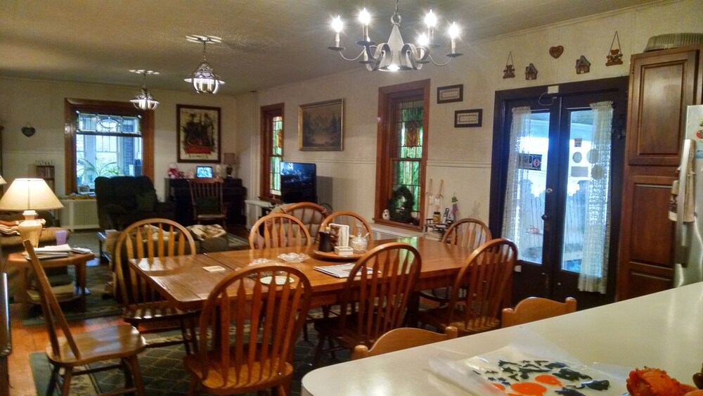 Fish & Loaves B&B - photo 37