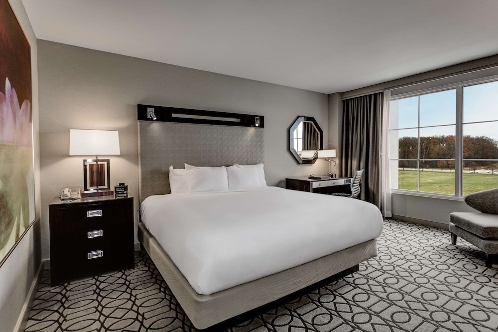 Hilton Columbus at Easton - photo 16