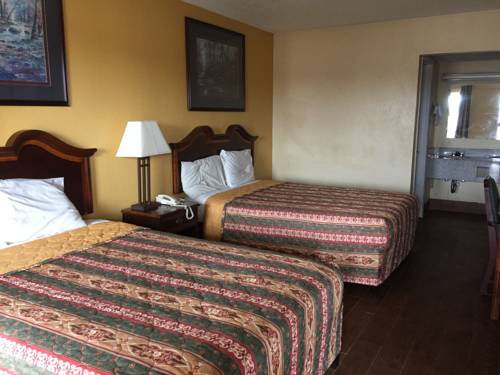 Diamond Inn Motel By OYO Rooms - photo 3