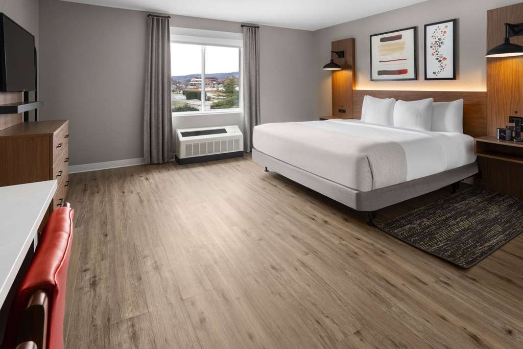 Hawthorn Extended Stay by Wyndham Williston Burlington - photo 18