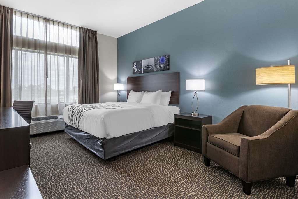 Sleep Inn & Suites Milwaukee Franklin - photo 17