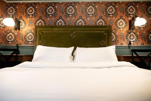 The Gas Lamp Hotel Davy Suite - photo 12