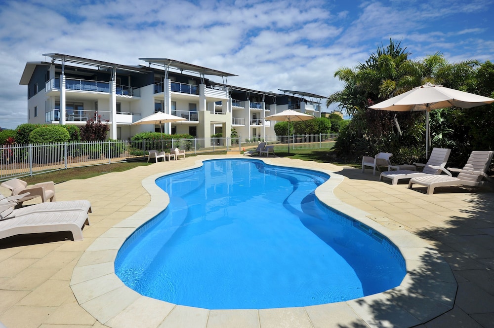 Pacific Marina Apartments — 4-Star Luxury Hotel in Coffs Harbour, Australia