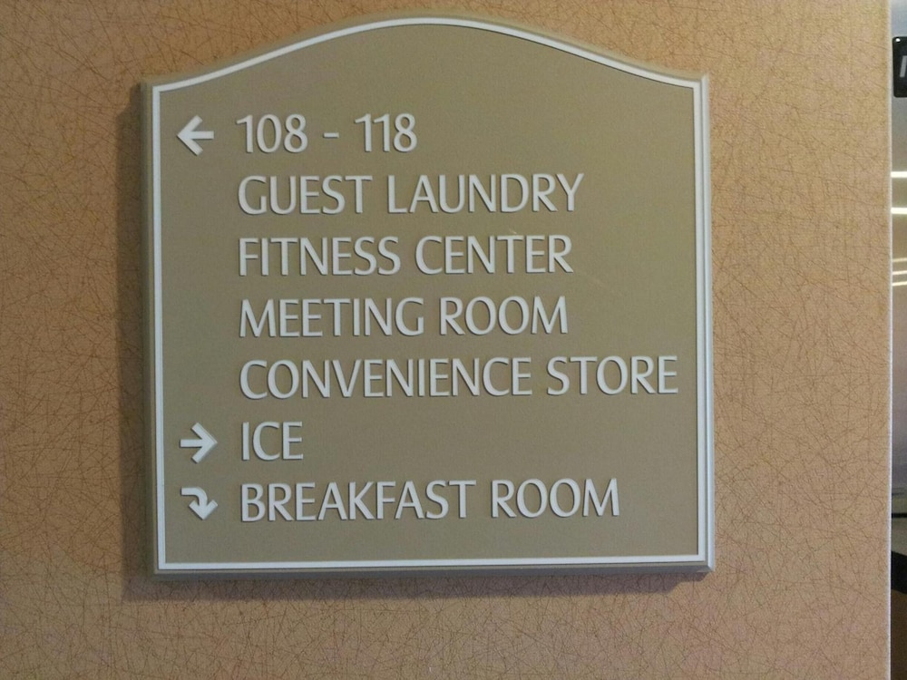 Cobblestone Inn & Suites Hartington - photo 40