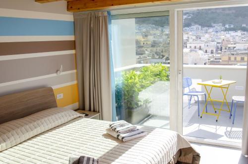 Solemare Casa Vacanze — 4-Star Luxury Hotel in Castellammare Del Golfo, Italy