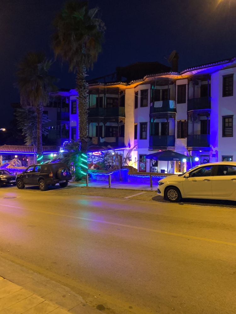 Orkide Apart Hotel in Ula, Turkey