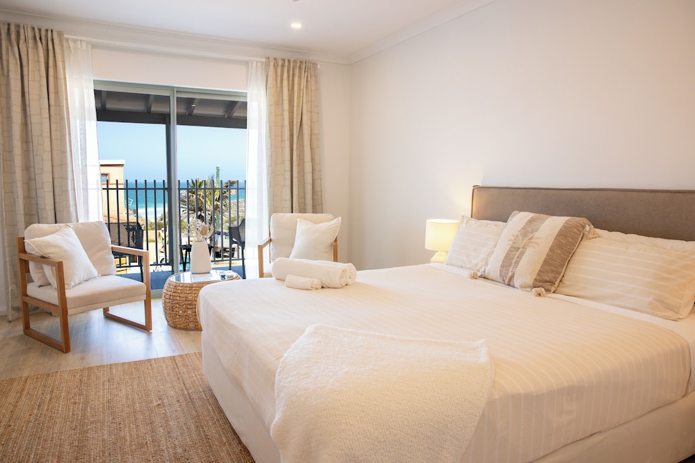African Reef Beach Resort — Tarcoola Beach — photo 3