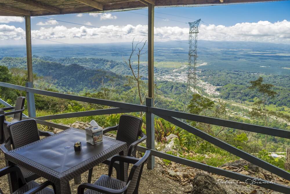 Casa Linda Vista — 4-Star Luxury Hotel in Golfito, Costa Rica