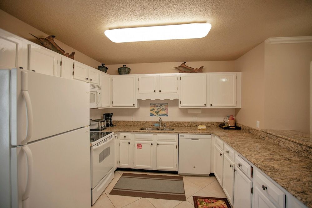 Woodland Shores Beach Resort by Panhandle Getaways - photo 6