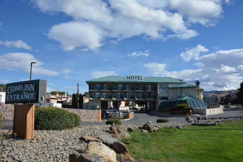 Cedars Inn - photo 11