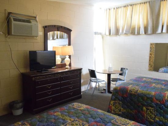Imperial Motel - photo 10