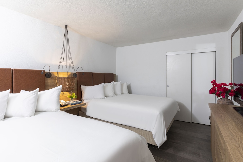 Amara Cay Resort - photo 39