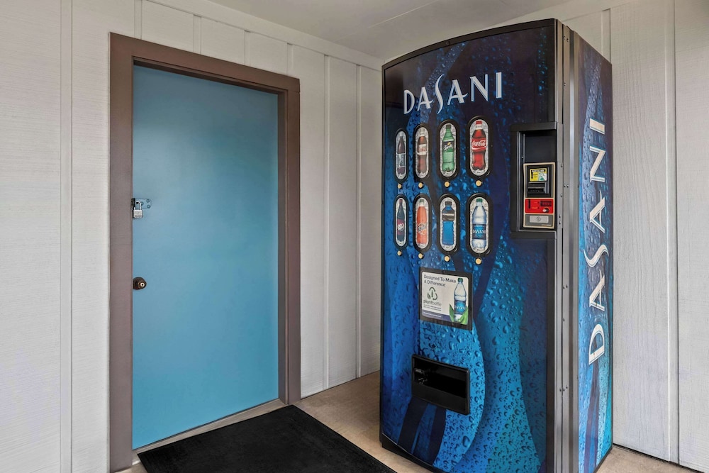 Rodeway Inn & Suites Brookhaven MS - photo 22